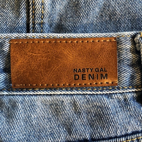 Nasty Gal wide leg high rise denim jean medium wash two waist button options s4 - Picture 7 of 7
